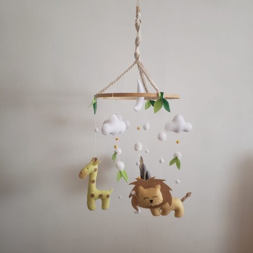 Safari Mobile pour bébé feutrine décoration chambre bébé