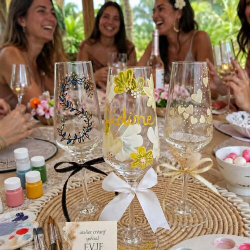Atelier créatif peinture sur verre flûte Papangue atelier créatif EVJF Réunion